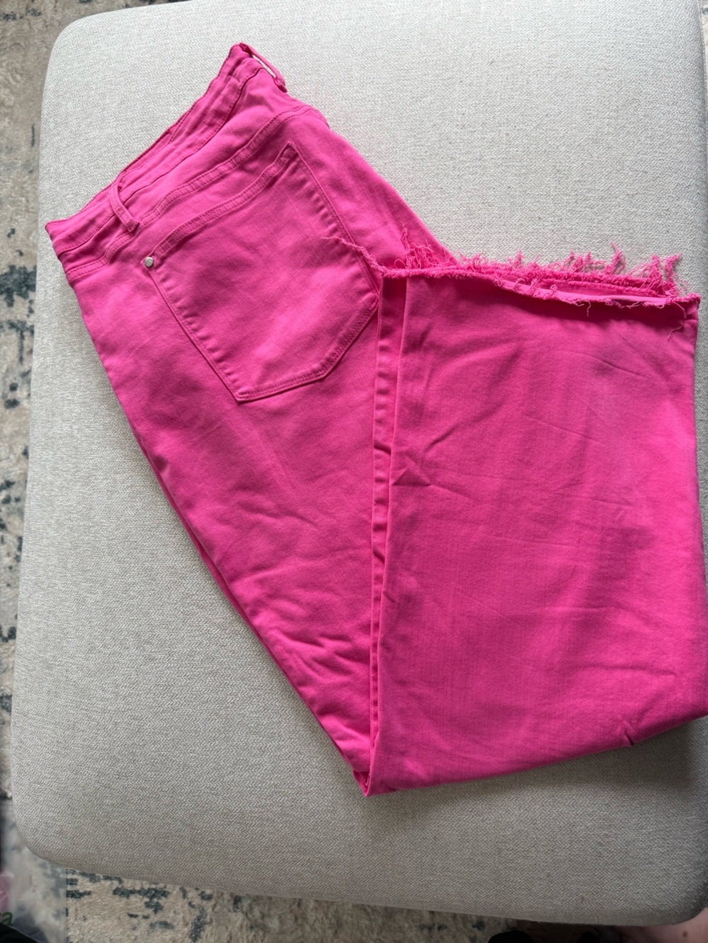 Judy Blue Bright Pink Frayed Hem Jeans